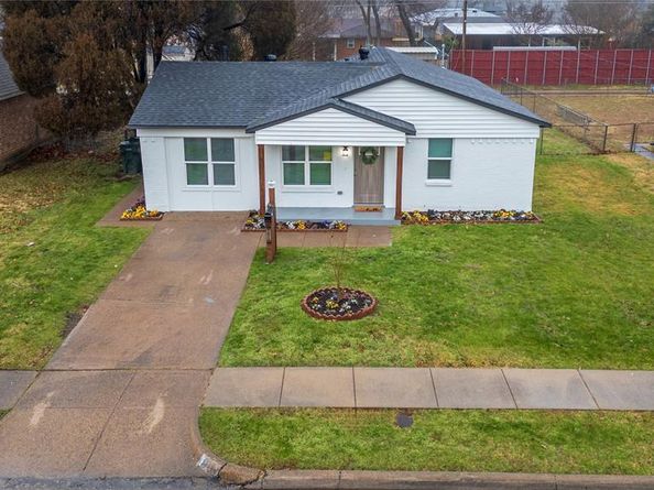 1213  Bowie Street , Garland Texas 75040