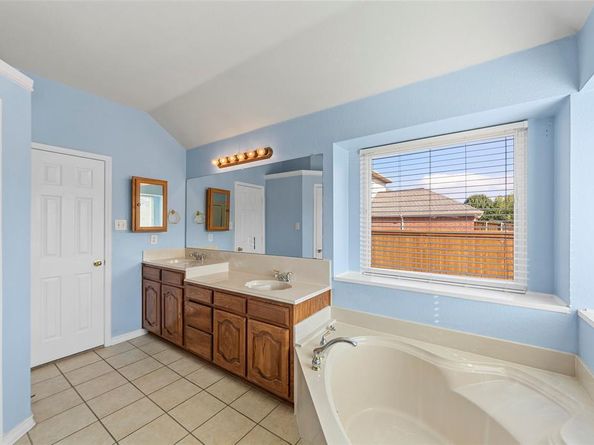 1409  Kingsley Drive , Allen Texas 75013