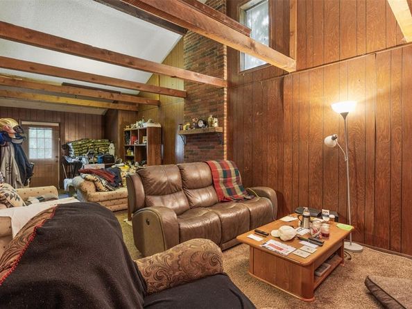 208  Shoreline Drive , Azle Texas 76020