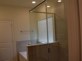 1400  Wallace Street , Fort Worth Texas 76105
