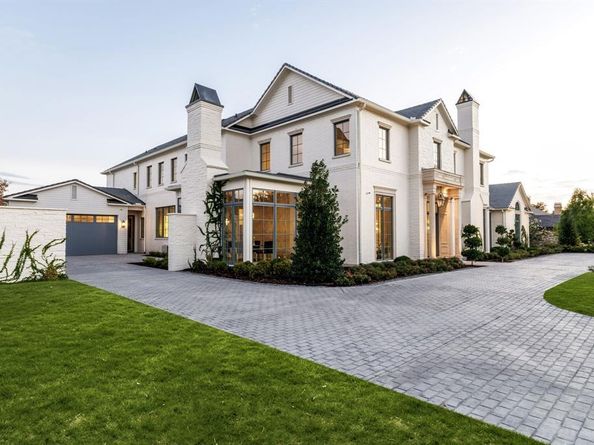 5610  Lobello  , Dallas Texas 75229