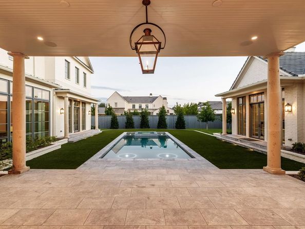 5610  Lobello  , Dallas Texas 75229