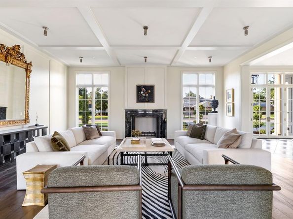 5610  Lobello  , Dallas Texas 75229