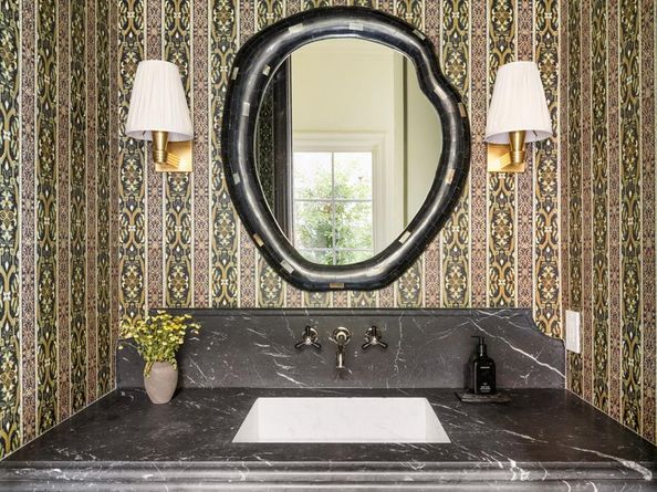 5610  Lobello  , Dallas Texas 75229