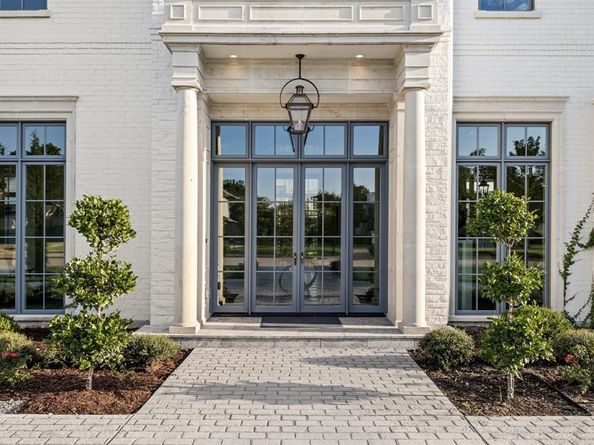 5610  Lobello  , Dallas Texas 75229