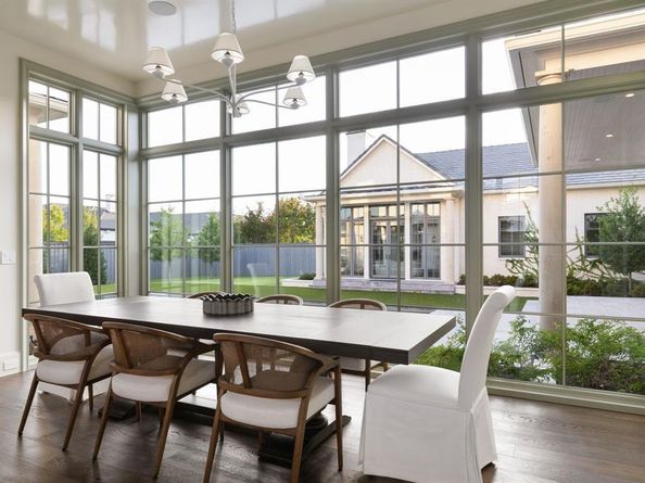 5610  Lobello  , Dallas Texas 75229