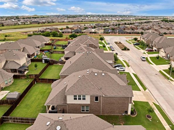 820  Basket Willow  , Fort Worth Texas 76052
