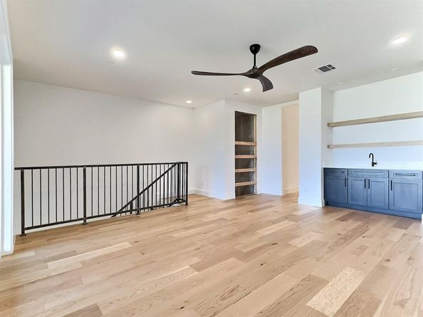 412  Vista Buena Trail , Fort Worth Texas 76111