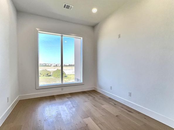 412  Vista Buena Trail , Fort Worth Texas 76111