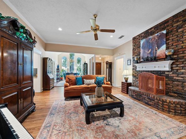 5040  Lake View Circle , North Richland Hills Texas 76180