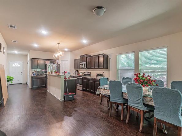 4527 N Ottawa Road , Dallas Texas 75212