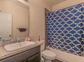 4527 N Ottawa Road , Dallas Texas 75212