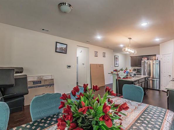 4527 N Ottawa Road , Dallas Texas 75212