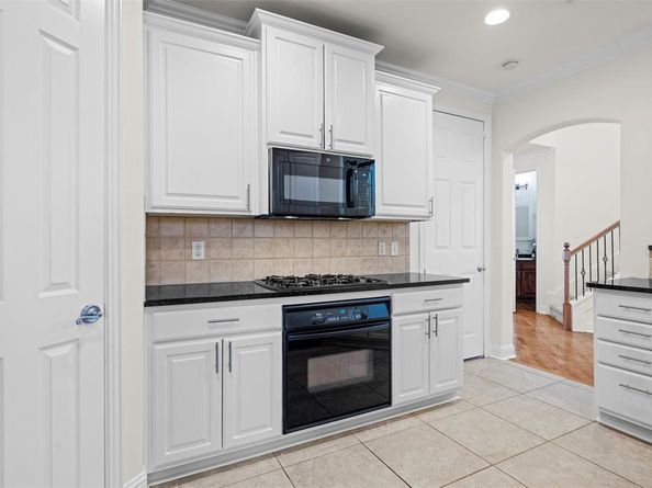 4424  Honfleur Court , Irving Texas 75038