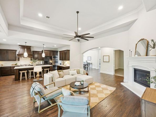204  Chisholm Trail , Highland Village Texas 75077