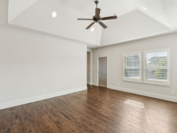 204  Chisholm Trail , Highland Village Texas 75077