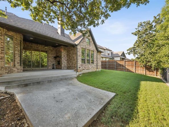 204  Chisholm Trail , Highland Village Texas 75077