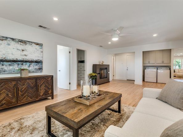 3078  Newcastle Drive , Dallas Texas 75220