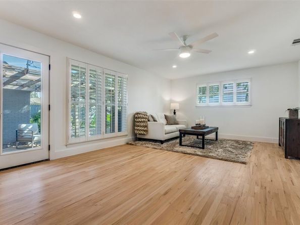 3078  Newcastle Drive , Dallas Texas 75220