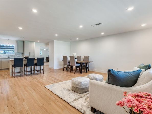 3078  Newcastle Drive , Dallas Texas 75220