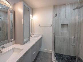 3500  Grande Bulevar  , Irving Texas 75062
