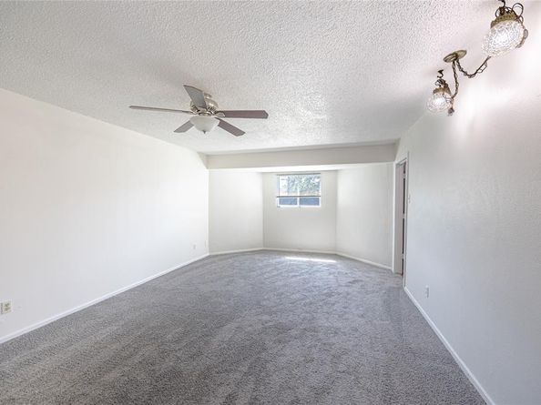 3500  Grande Bulevar  , Irving Texas 75062