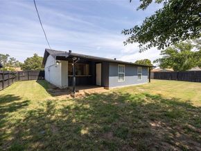 3500  Grande Bulevar  , Irving Texas 75062