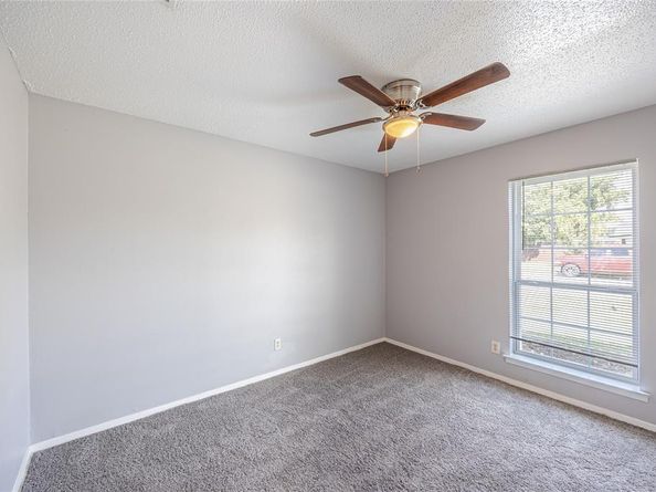 3500  Grande Bulevar  , Irving Texas 75062