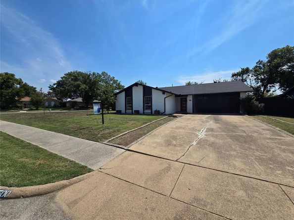 3500  Grande Bulevar  , Irving Texas 75062