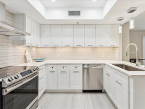 5909  Luther Lane  1002, Dallas Texas 75225