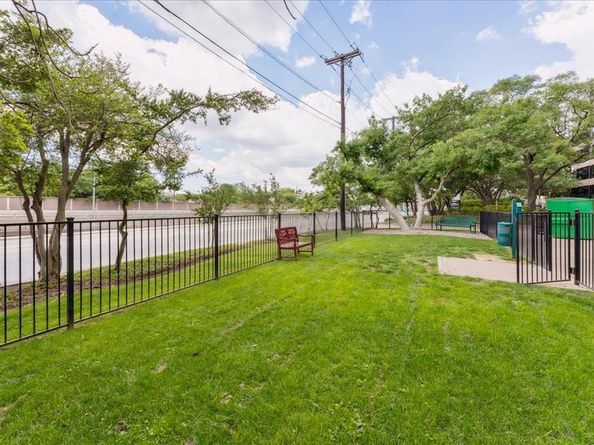 5909  Luther Lane  1002, Dallas Texas 75225