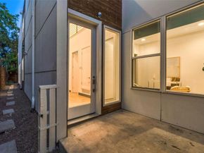 4218  Munger Avenue , Dallas Texas 75204