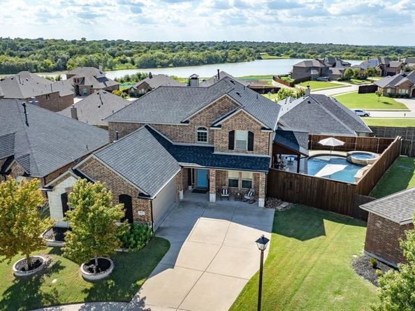 1017  Hampton Bay Drive , Rockwall Texas 75087