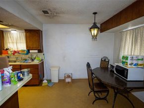 809  Lomo Street , Fort Worth Texas 76110