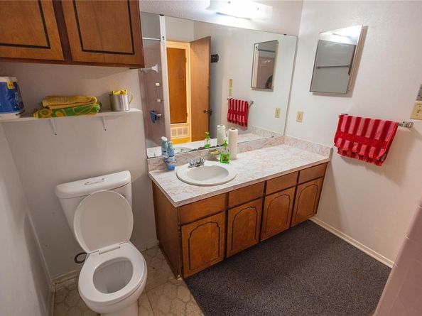 809  Lomo Street , Fort Worth Texas 76110