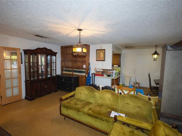 809  Lomo Street , Fort Worth Texas 76110