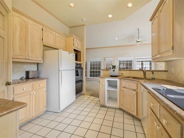 14770  Lochinvar Drive , Addison Texas 75254