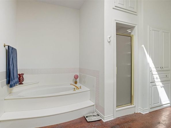 4008  Barnes Bridge Road , Dallas Texas 75228