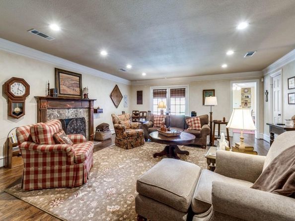 9615  Covemeadow Drive , Dallas Texas 75238