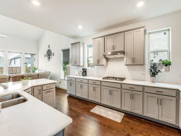 3120  Stonelake Ridge , Lewisville Texas 75010