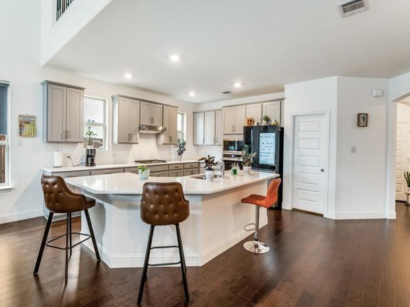 3120  Stonelake Ridge , Lewisville Texas 75010