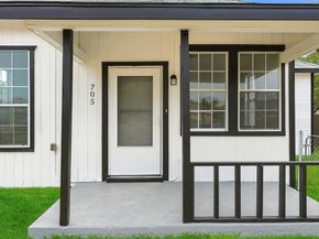 705  Hallvale Drive , White Settlement Texas 76108