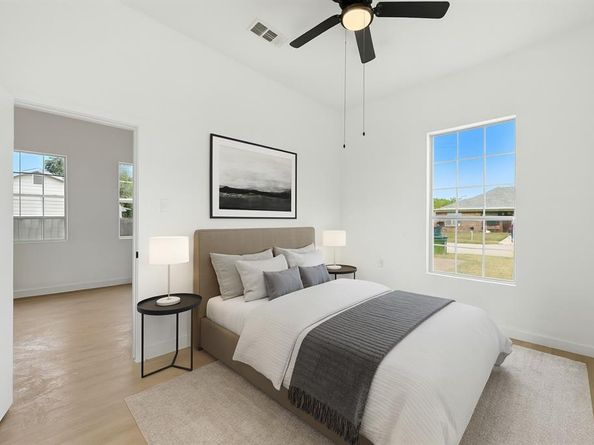 705  Hallvale Drive , White Settlement Texas 76108