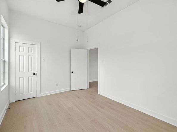 705  Hallvale Drive , White Settlement Texas 76108
