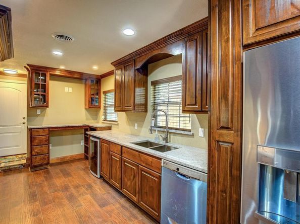 1635 W Pentagon Parkway , Dallas Texas 75224