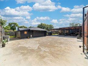 1635 W Pentagon Parkway , Dallas Texas 75224