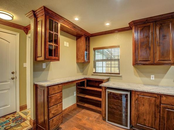 1635 W Pentagon Parkway , Dallas Texas 75224
