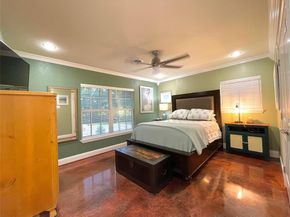 1635 W Pentagon Parkway , Dallas Texas 75224