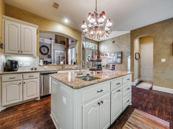 6470  Hunters Parkway , Frisco Texas 75035