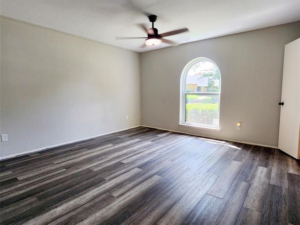 338  Wildbriar Drive , Garland Texas 75043